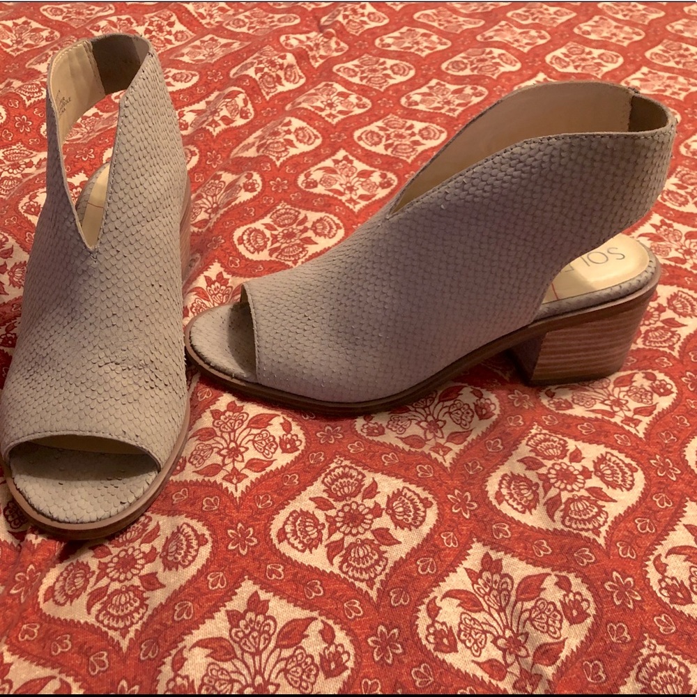 Sole society size 7 sandals